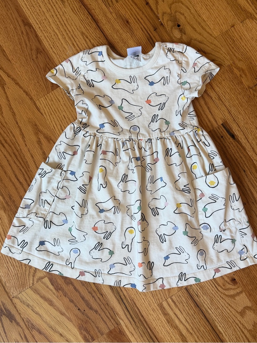Hanna Andersson Girls' White Bunny Print Short Sleeve Dress •4T•